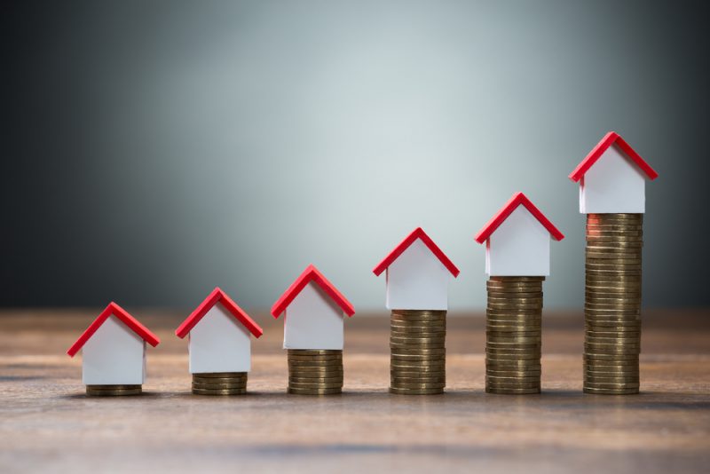 House Prices Soar By £11,000 In A Year